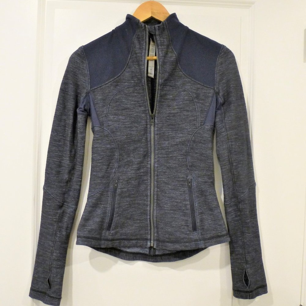 LULULEMON Forme Jacket in Slub Denim Inkwell - Picture 4 of 12